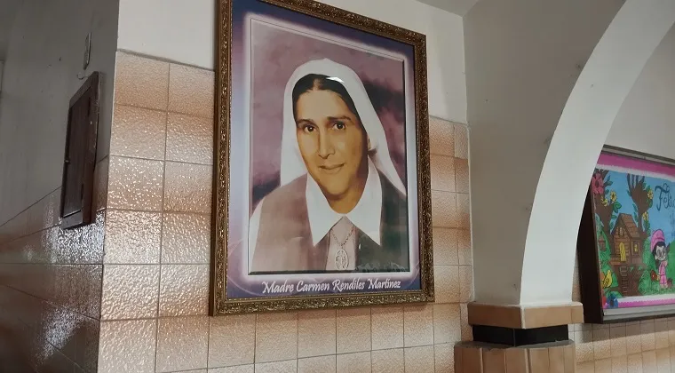 La-Madre-Carmen-Rendiles