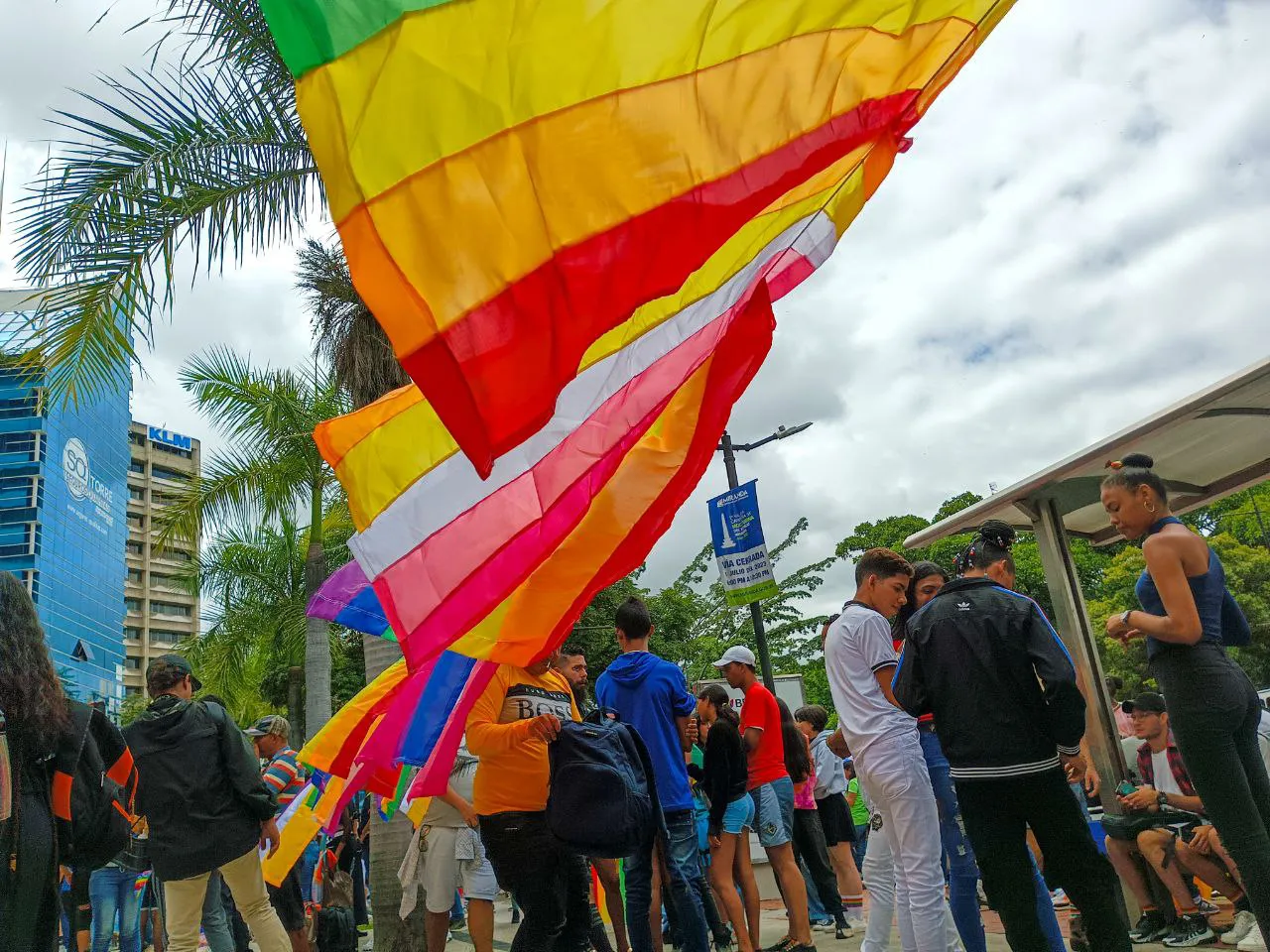 Marcha del Orgullo LGBTIQ 2023, desborda las calles de Caracas, Foto José Mireles Alcalá - ElMartilloVen.