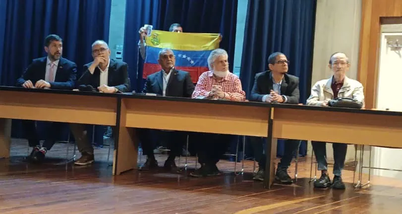 Organizaciones políticas presentaron la campaña “No la reformes, cúmplela”