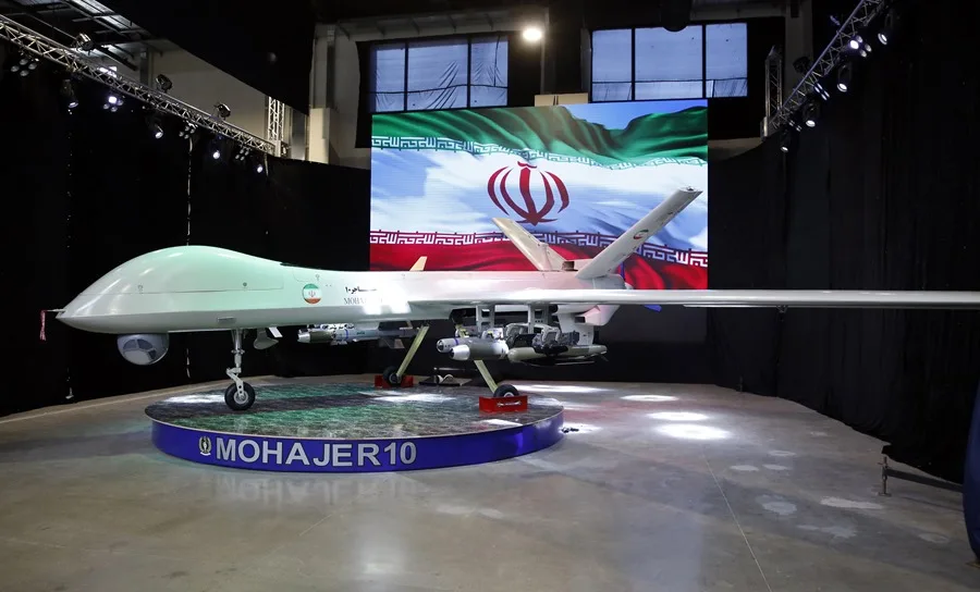 El nuevo dron iraní "Mohajer 10". EFE/EPA/Abedin Taherkenareh