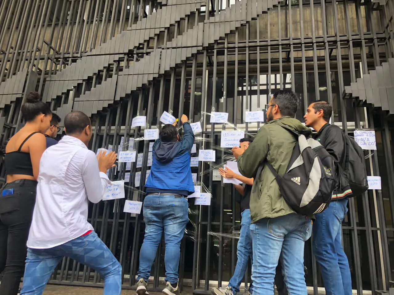 Protesta FCU-UCV, ministerio de Educación Universitaria