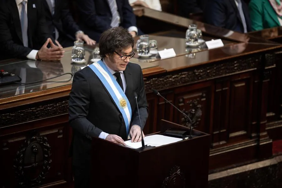 Javier Milei, ante el Congreso Nacional, en Buenos Aires, Argentina. (Xinhua/Martín Zabala) 