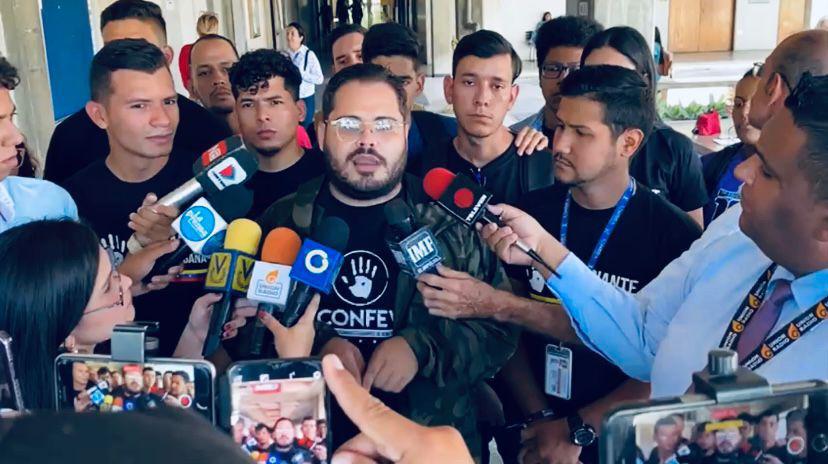 Dirigentes estudiantiles de la UCV