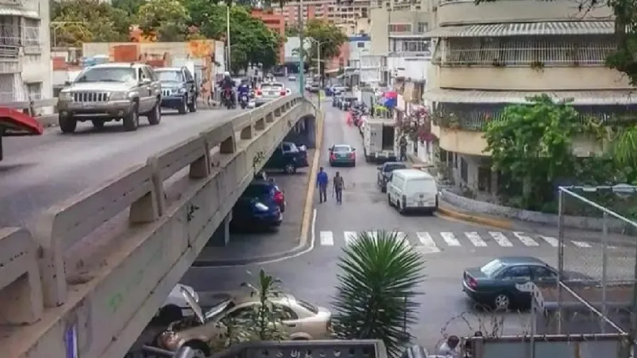 Cerrarán paso por el puente de San Pedro en Caracas por trabajos de mantenimiento