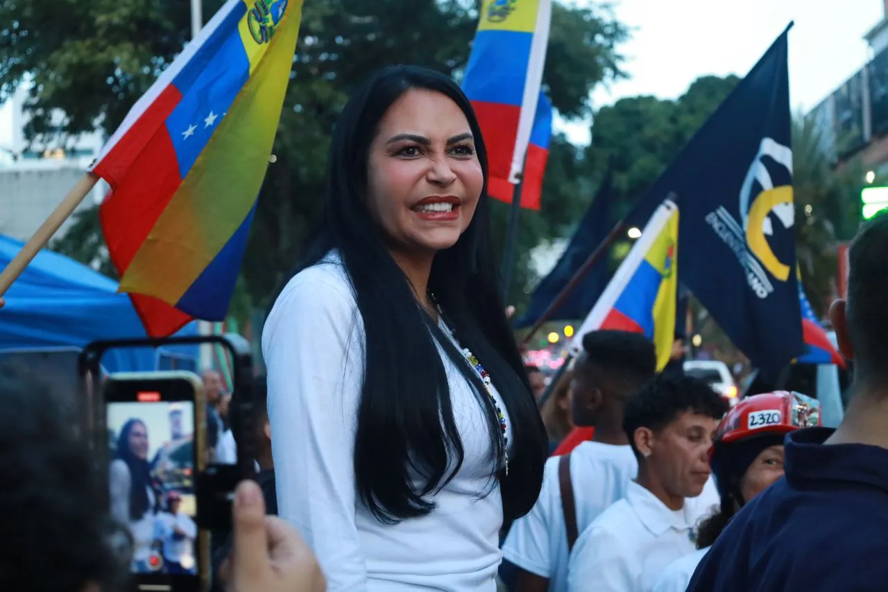 Delsa Solorzano, candidato presidencial a las elecciones primarias.