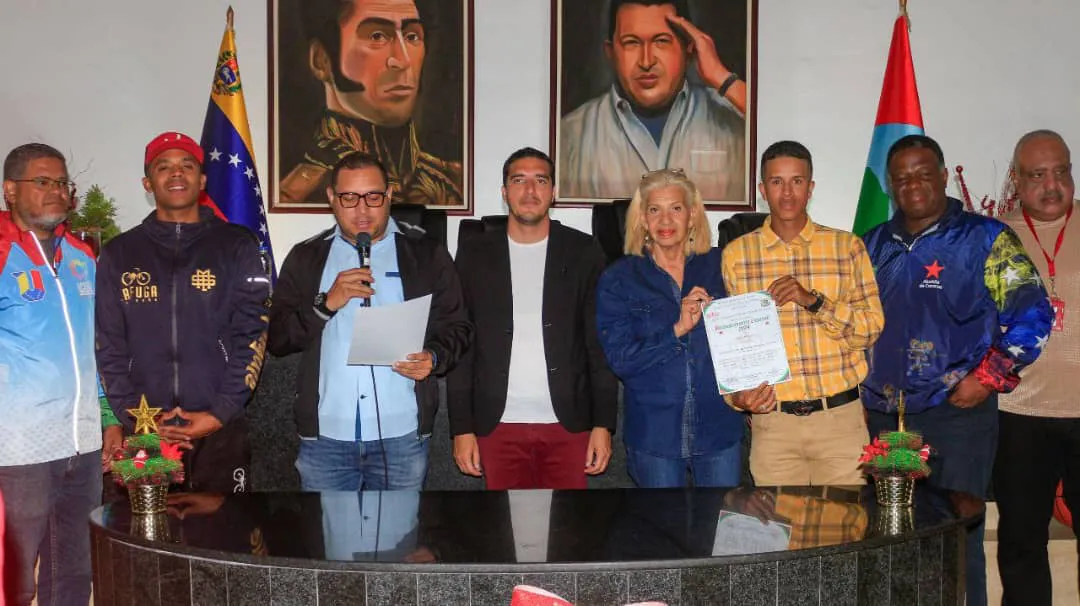 Atletas fueron reconocidos por el Concejo Municipal de Caracas