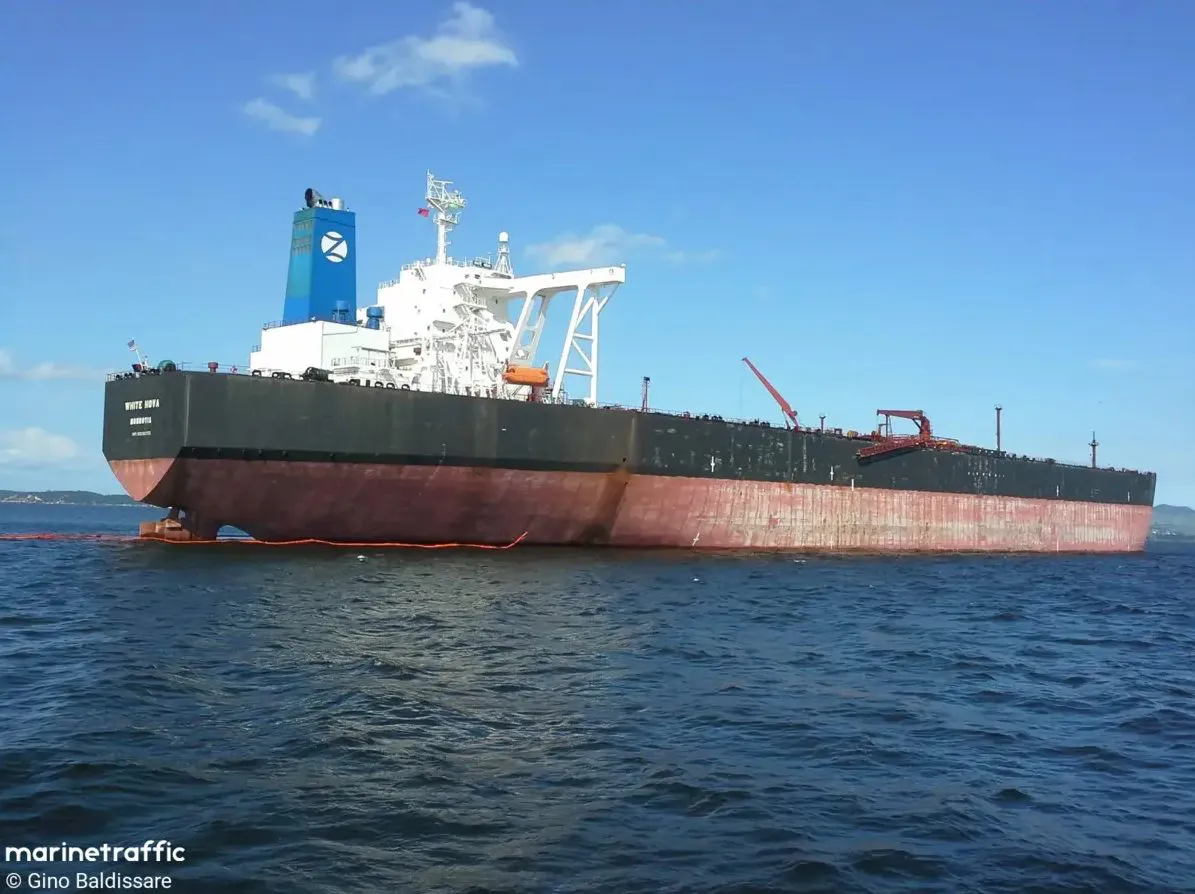 Buque petrolero Veronica III. 