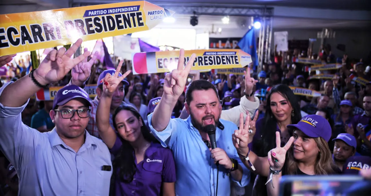 Antonio Ecarri, candidato presidencial del partido Alianza del Lápiz.