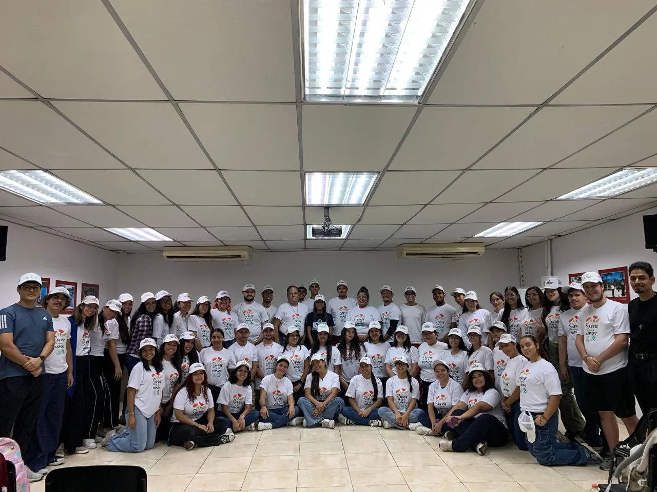 Voluntariado Ucevista se prepara con jornada formativa para la Fiesta de la Santidad