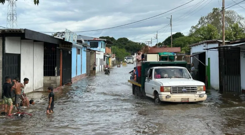 Inundaciones por crecida del rio Orinoco.