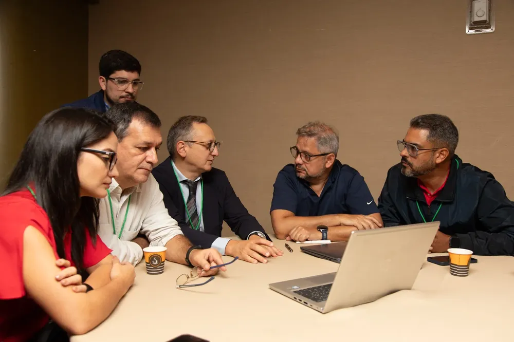 Estudio de casos clinicio con expertos Oncoaliado