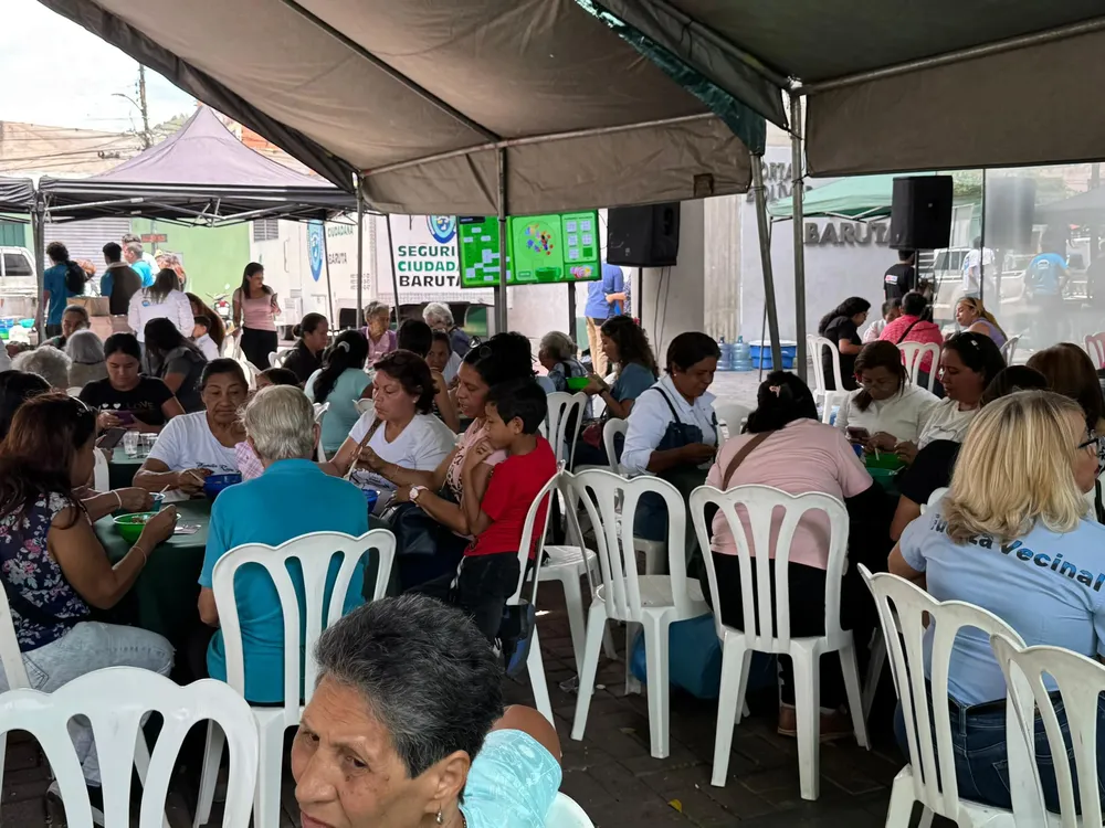Sociedad civil promoviendo el voto para comicios del 25 de mayo
