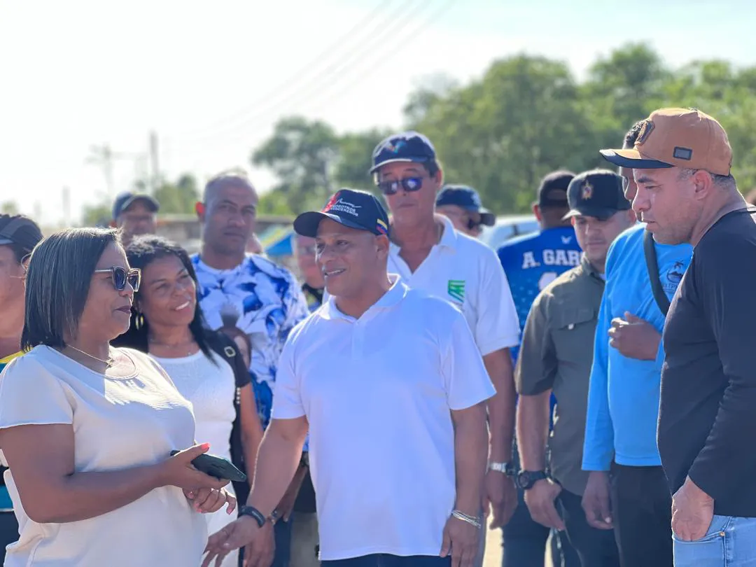 Alcaldía de Brión y prestadores de servicios acuerdan plan de trabajo para el crecimiento económico local