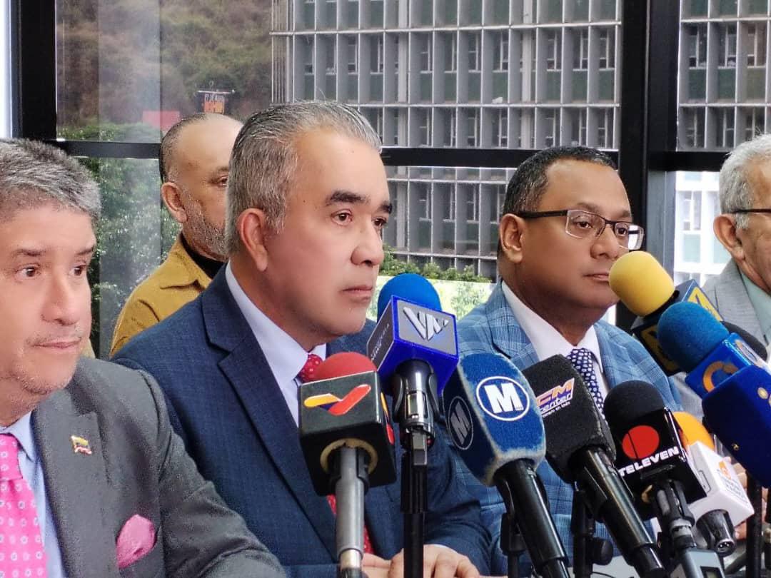 Luis Eduardo Martínez, candidato presidencial por AD