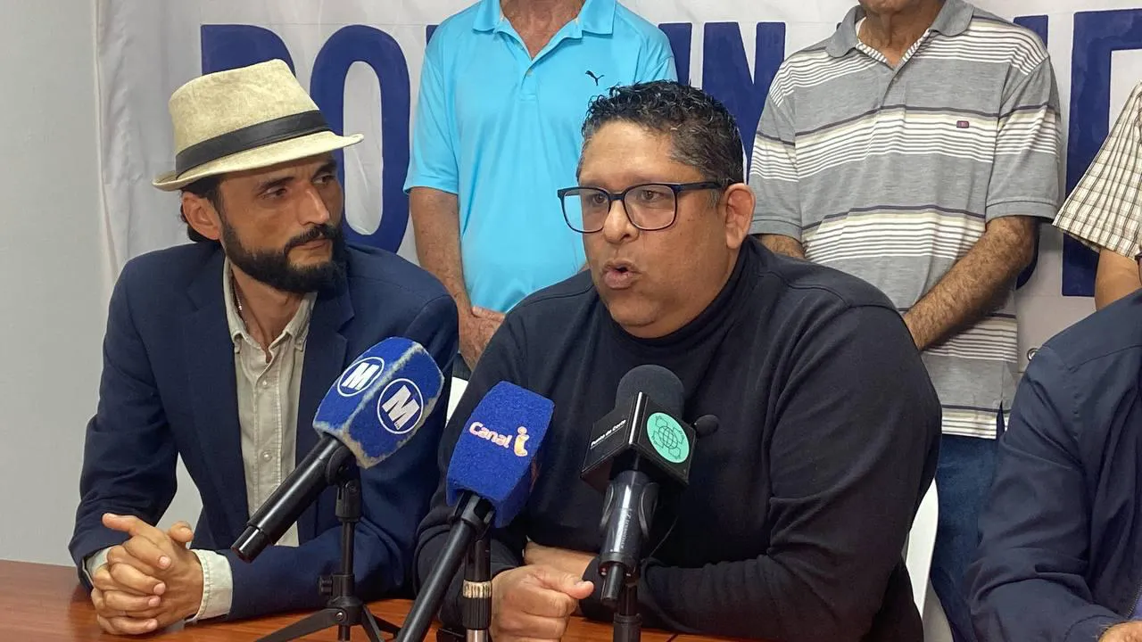 Ángel Godoy, presidente del partido MDI. 