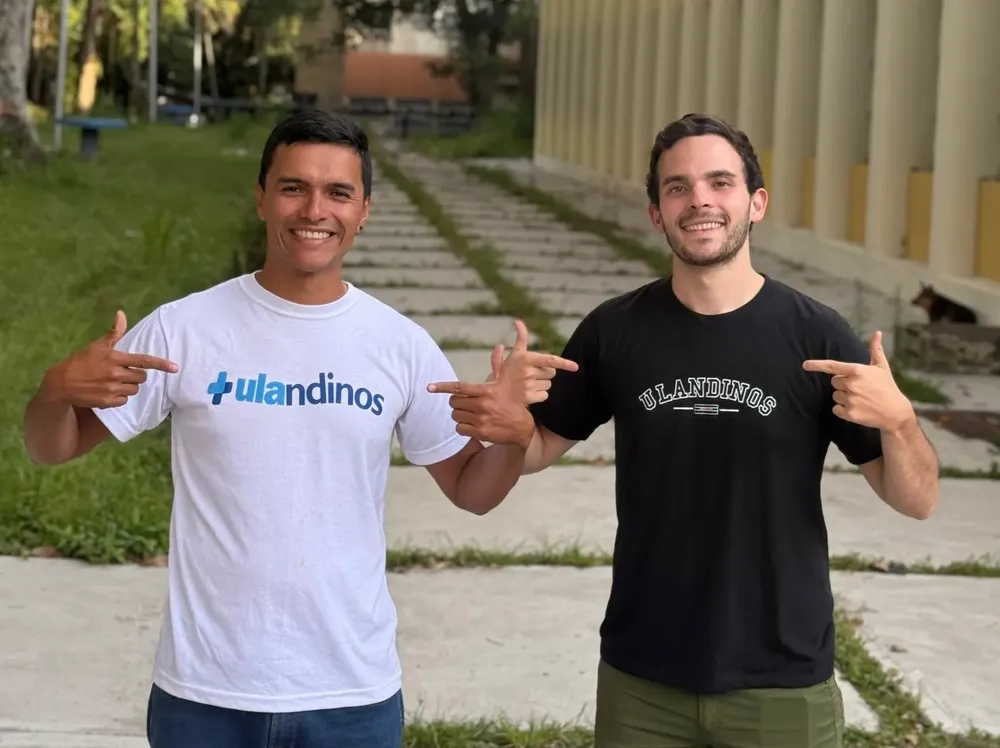 Mario Humberto López, presidente de la FCU-ULA, junto a Junnior Muñoz, vicepresidente.