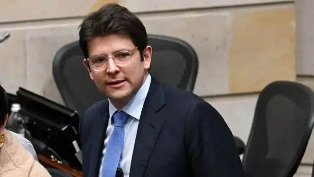 Miguel Uribe Turbay, senador colombiano.